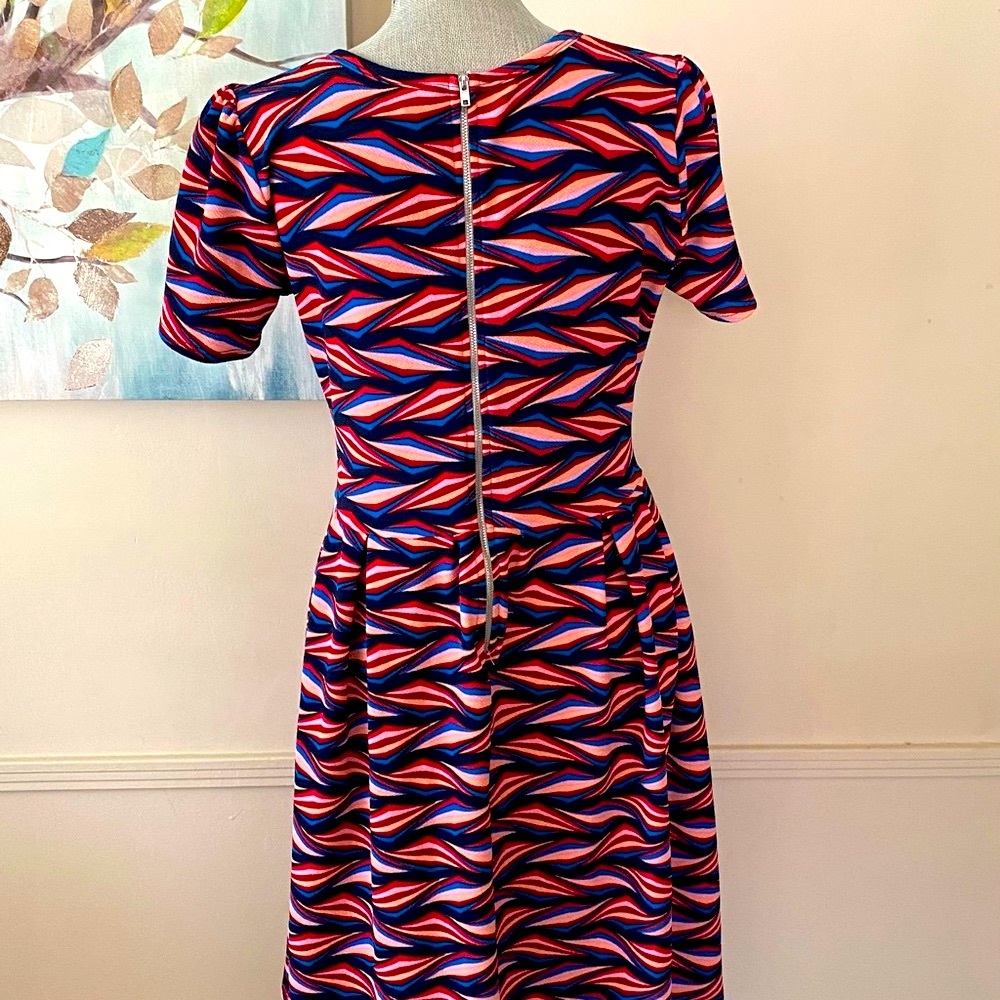 LuLaRoe “AMELIA” MIDI DRESS SIZE LARGE 🌟NWOT🌟 - Picture 8 of 15